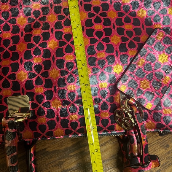 Trina Turk bag - Picture 9 of 13